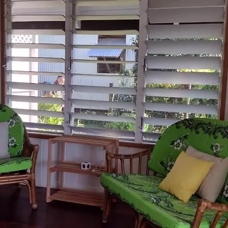 Gingerbread Cottage And Studio Fiji Savusavu Exterior photo